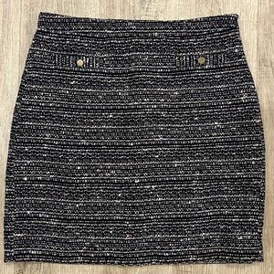 LOFT Skirt 4P Black And White Pattern w hint of colors